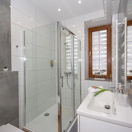 Apartamenty Ap 10 Częstochowa Exterior foto