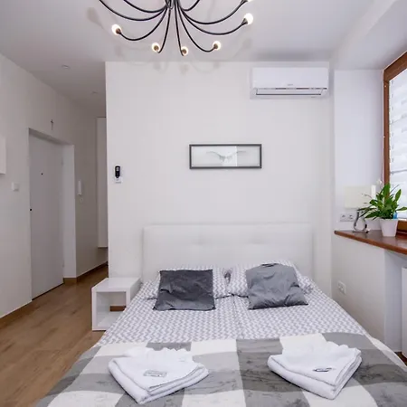 Apartamenty Ap 10 Częstochowa Exterior foto